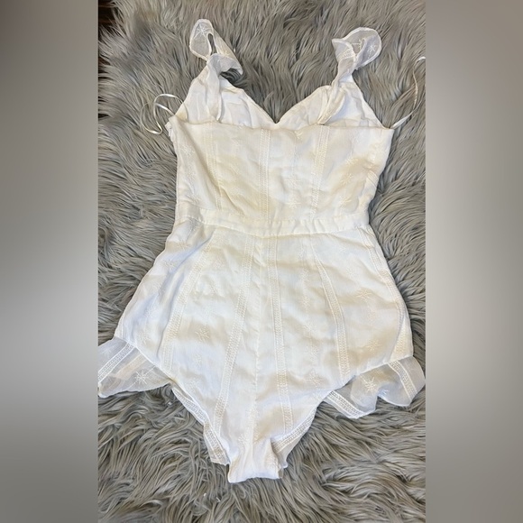 Like new Revolve TJD romper - Picture 2 of 3